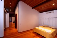 /album/guest-house-paradise-ii/ctiv10-jpg/